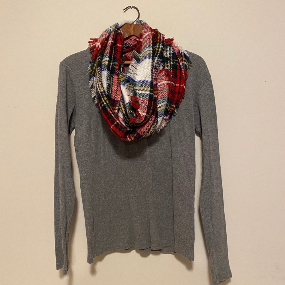 🍉3/$20 Winter Infinity Scarf